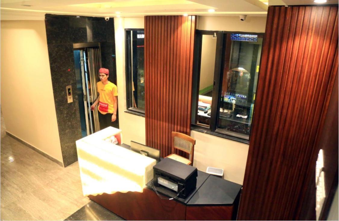 M Square Hotell Vellore Eksteriør bilde