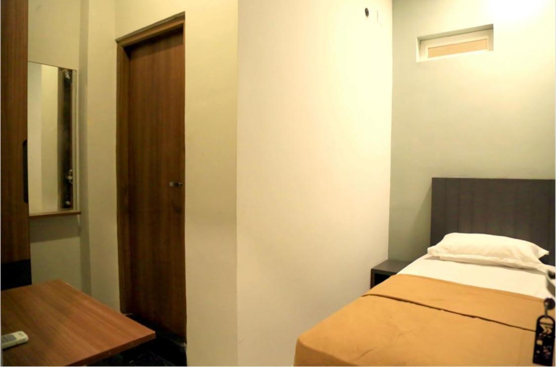 M Square Hotell Vellore Eksteriør bilde