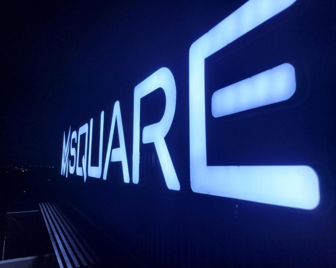 M Square Hotell Vellore Eksteriør bilde