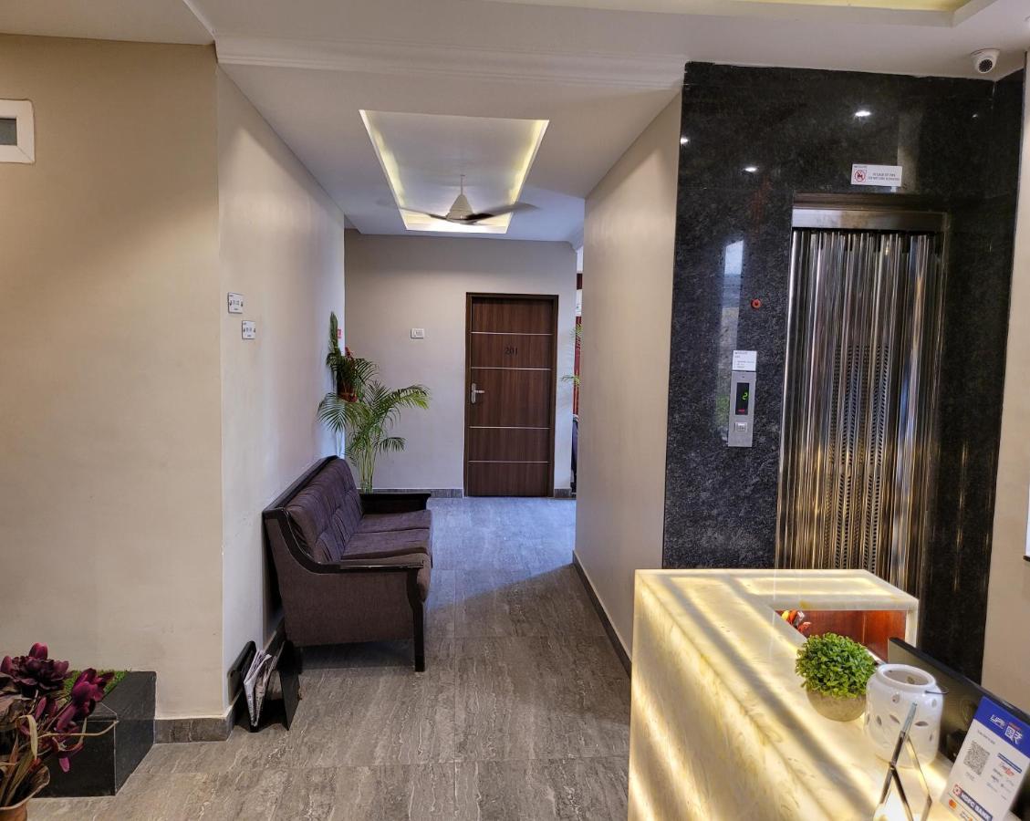 M Square Hotell Vellore Eksteriør bilde