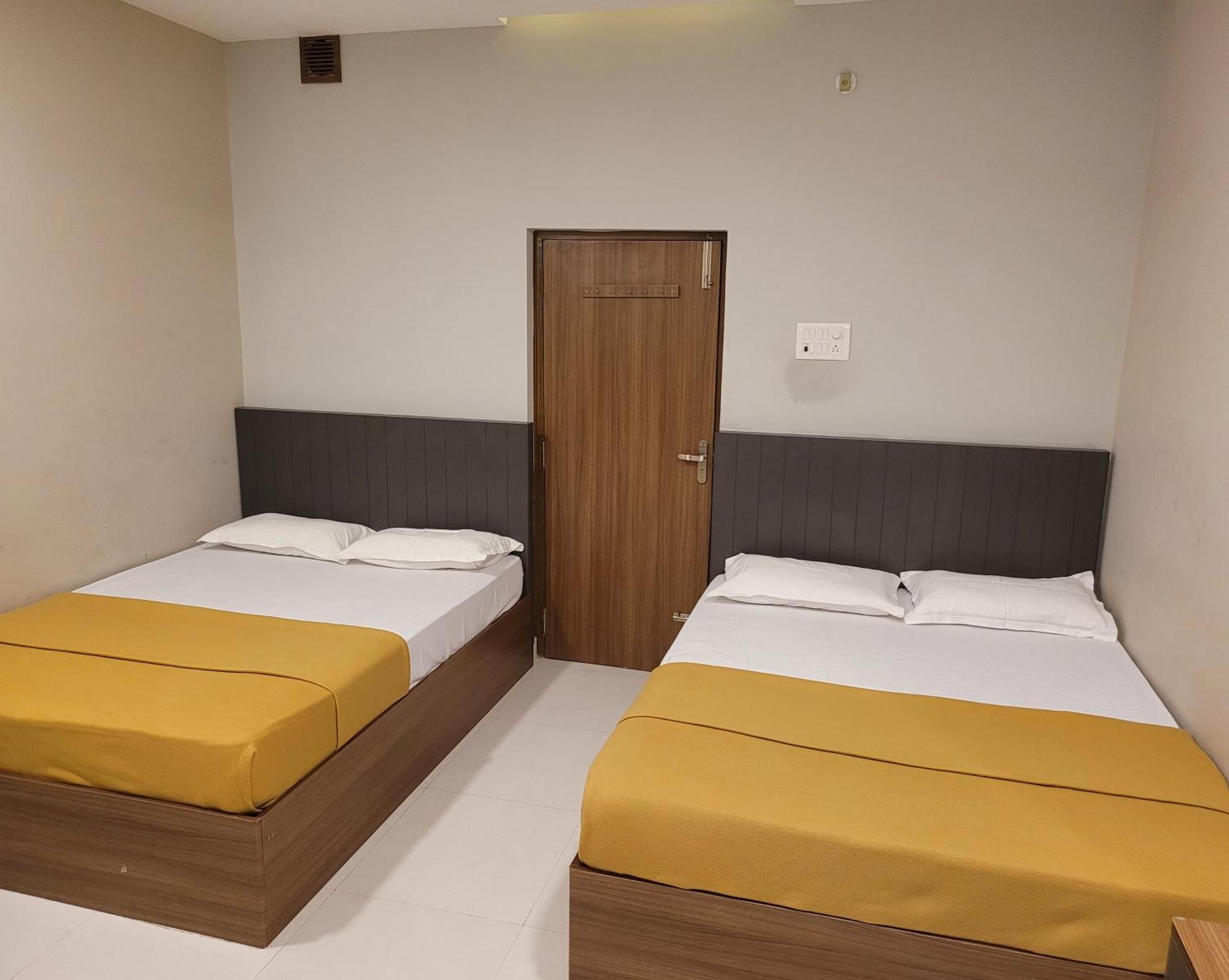 M Square Hotell Vellore Rom bilde